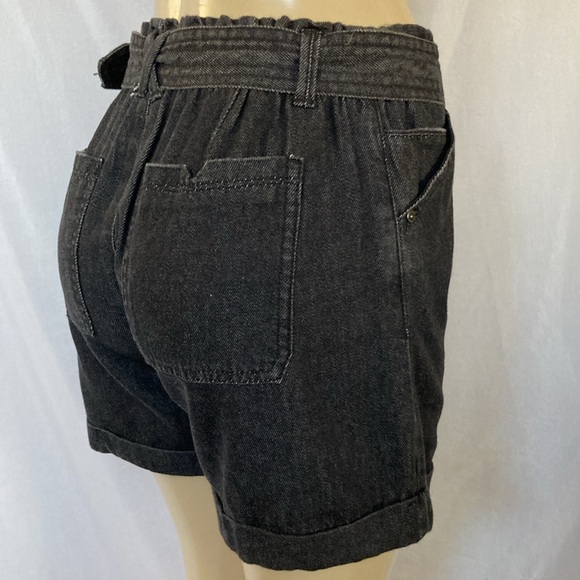 DEMOCRACY Jeans Women’s Black Faded Shorts Size 6 Belted Elastic Waist NWOT - Picture 7 of 8